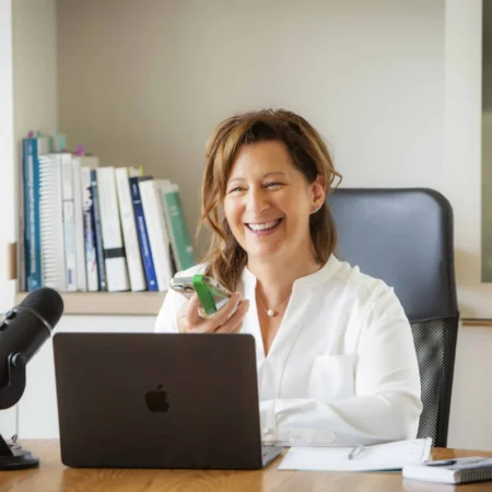 mireille au travail